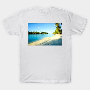 Great tropical images T-Shirt